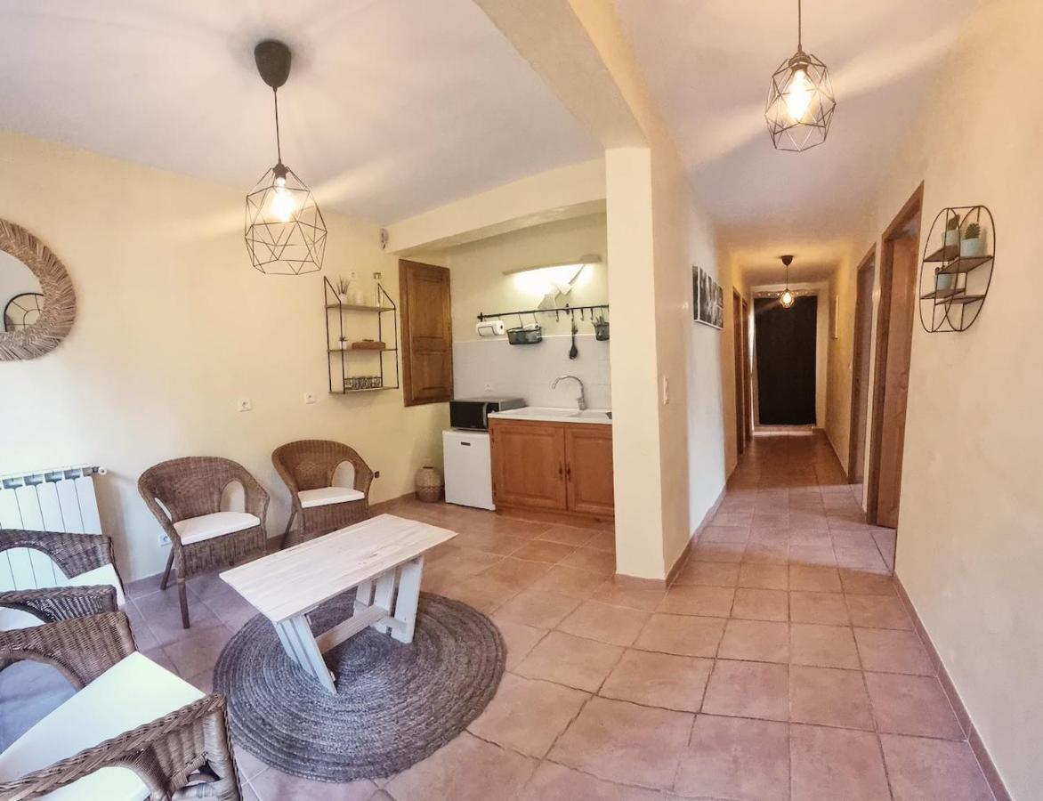 Villa Les Oliviers Maison D'Hotes Saint-Laurent-le-Minier Dış mekan fotoğraf