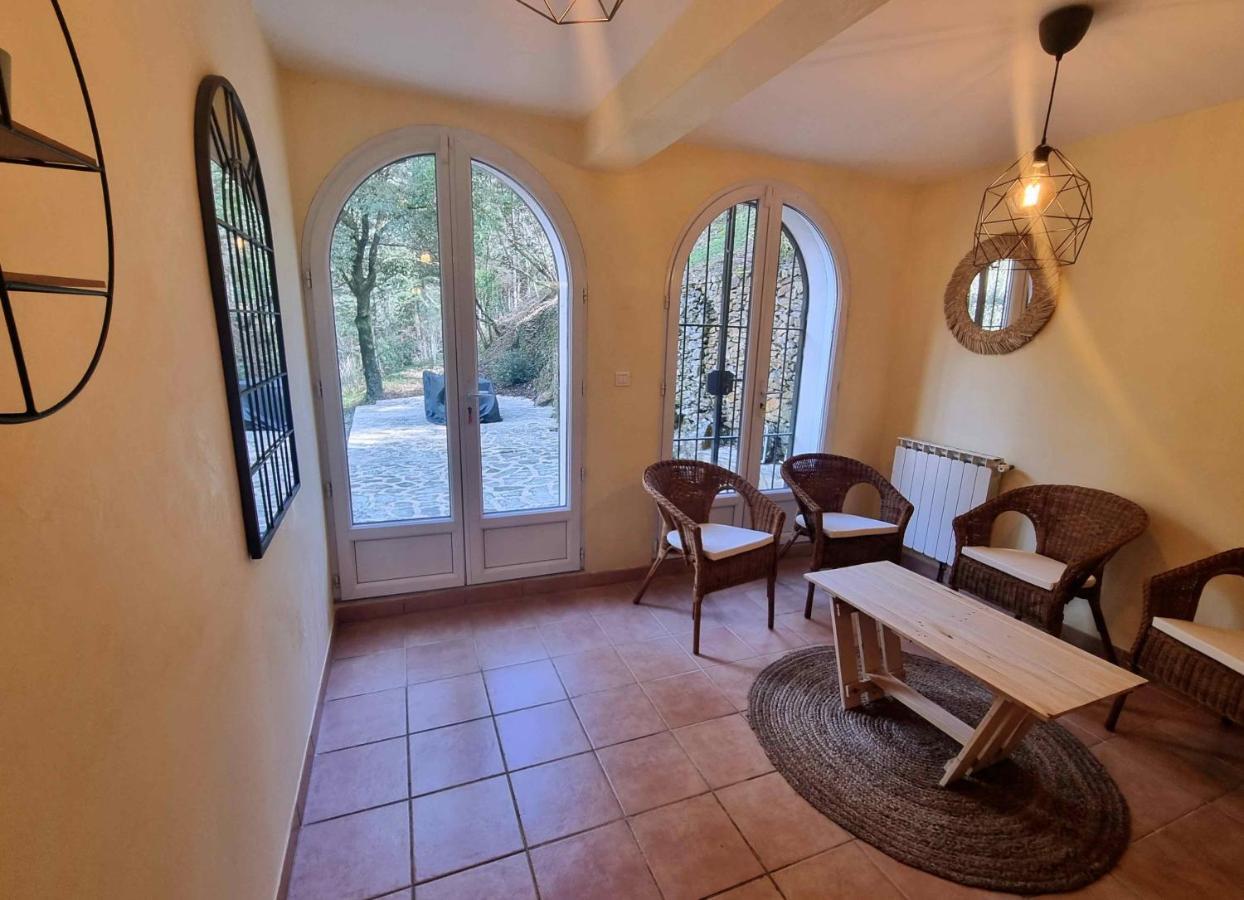 Villa Les Oliviers Maison D'Hotes Saint-Laurent-le-Minier Dış mekan fotoğraf